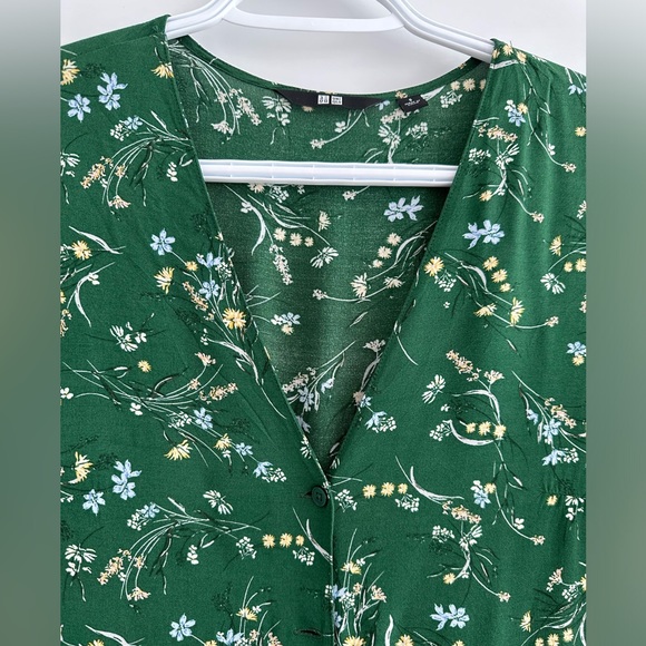 Uniqlo Green Floral Dress - Picture 4 of 5